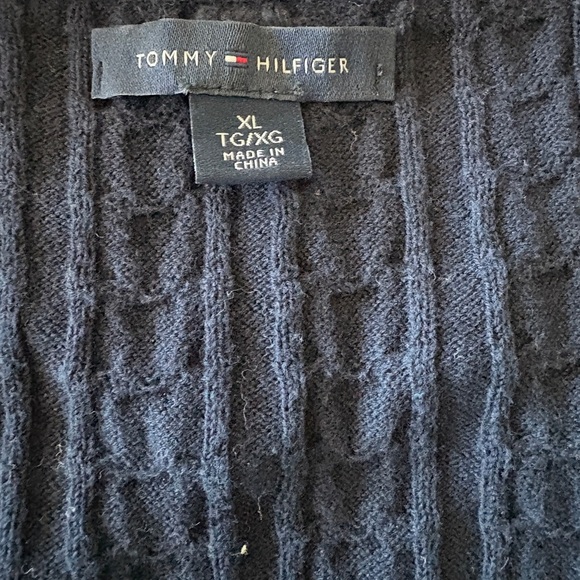 Tommy Hilfiger Dark Blue Crewneck Sweater 100% Cotton - Picture 5 of 6